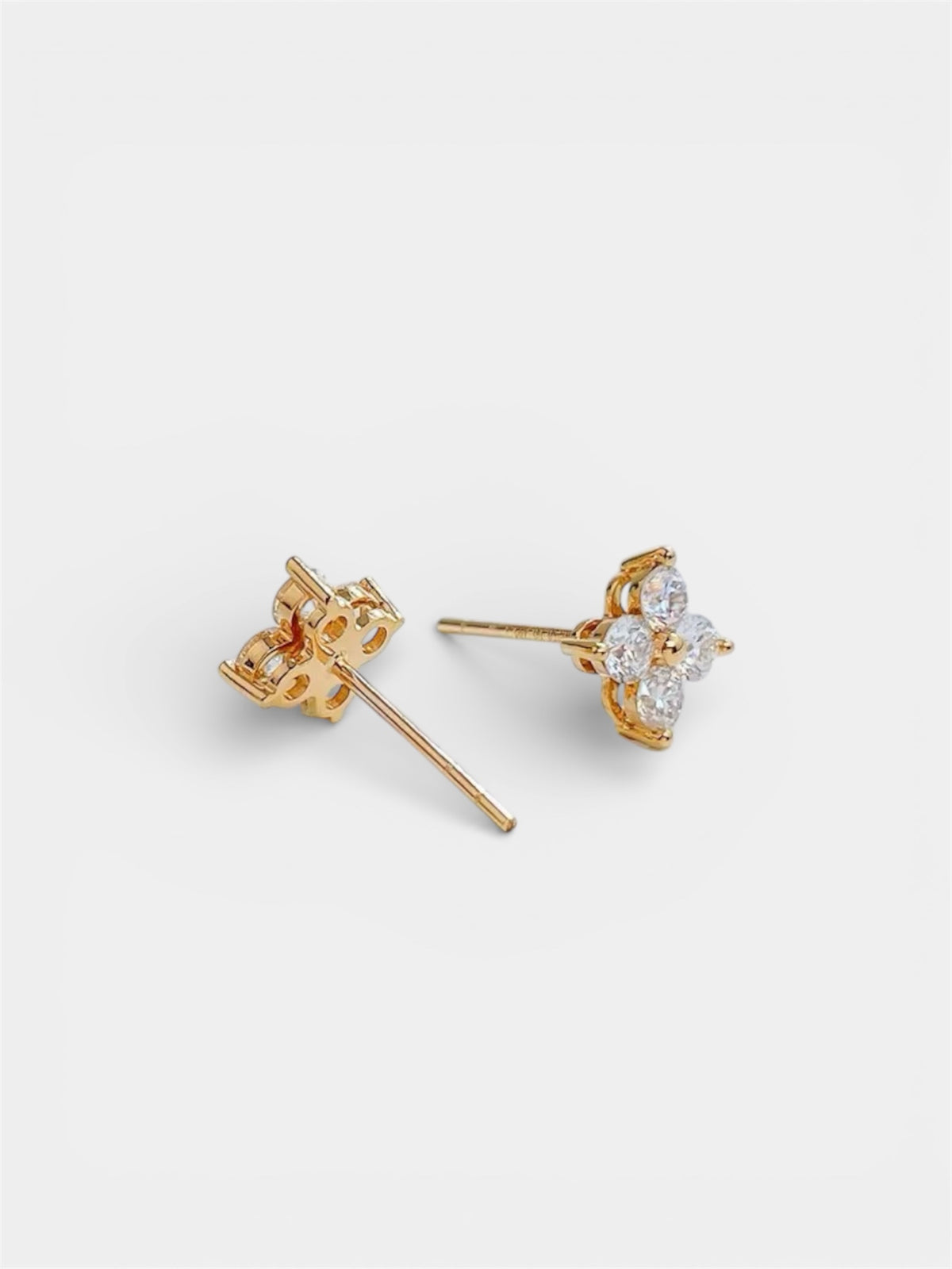 Sheba Leaf Clover Shape Earrings